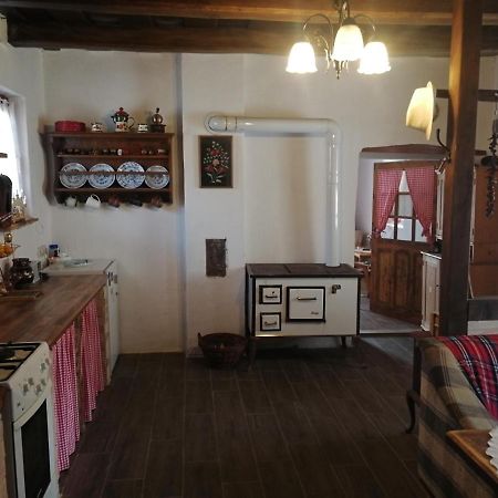 Traditionelles Bauernhaus Flieder Zalaszentgrót Екстериор снимка